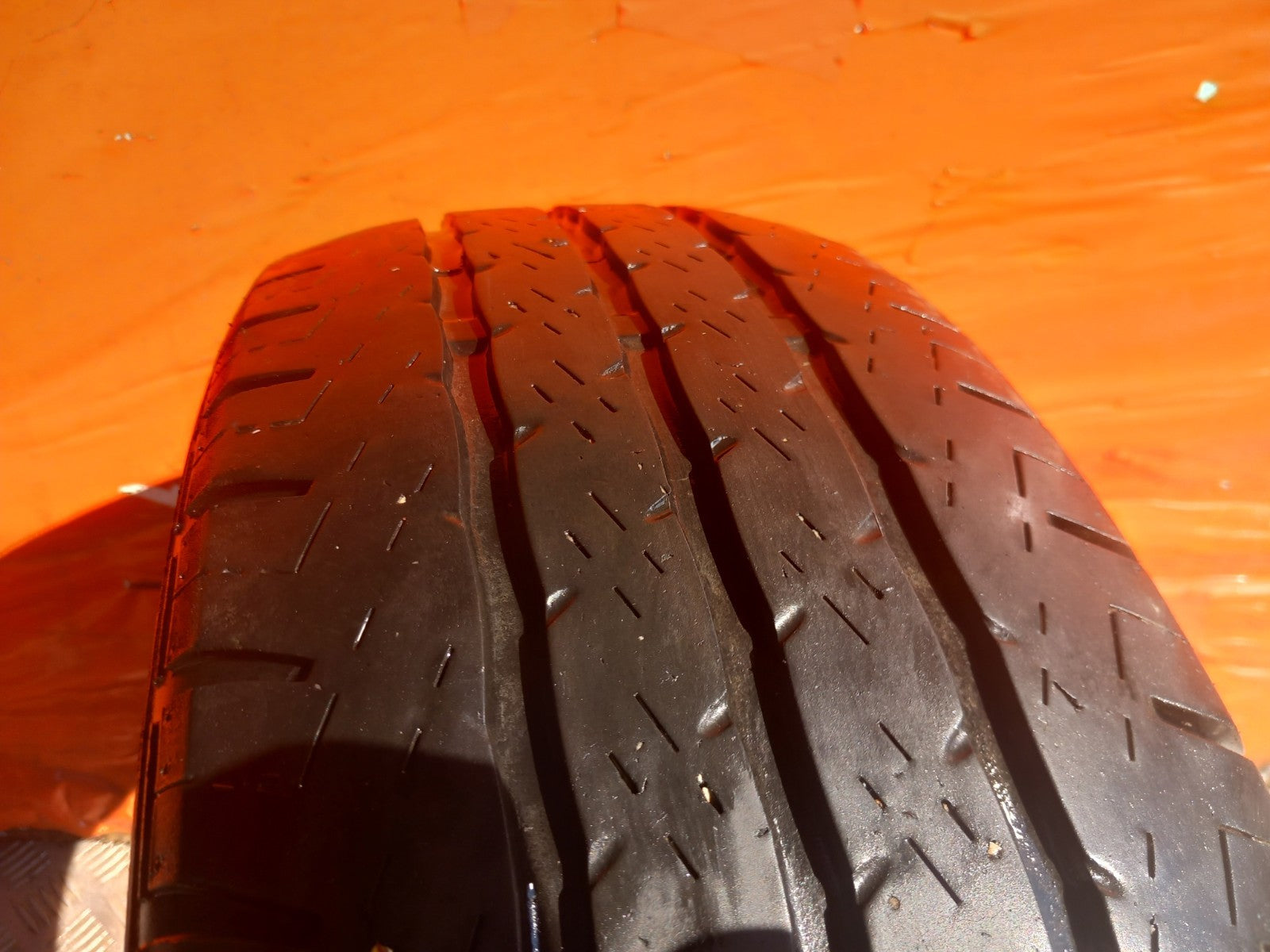 Runway Tyre 5.95 mm 215/65 R16 Warranty xAA - Image 7