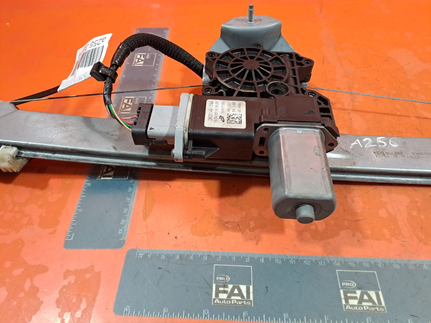✅Renault Trafic III 2016 1.6 Diesel FRONT RIGHT WINDOW REGULATOR MECH ELECTRIC - Image 6