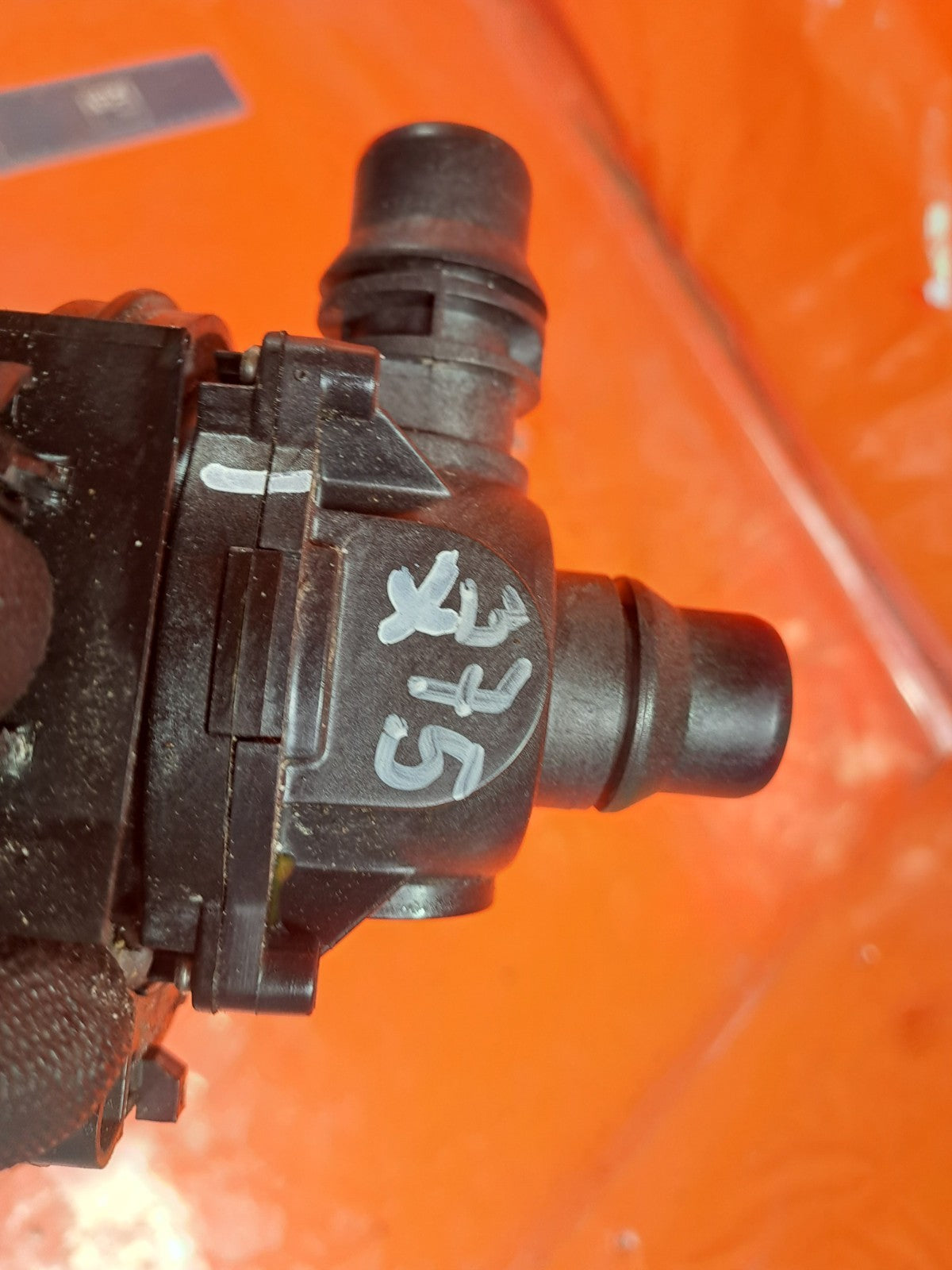 ✅2020 Jaguar I-Pace X590 Auxiliary Water Pump J9D3-8D108-AC + Warranty A375 - Image 2