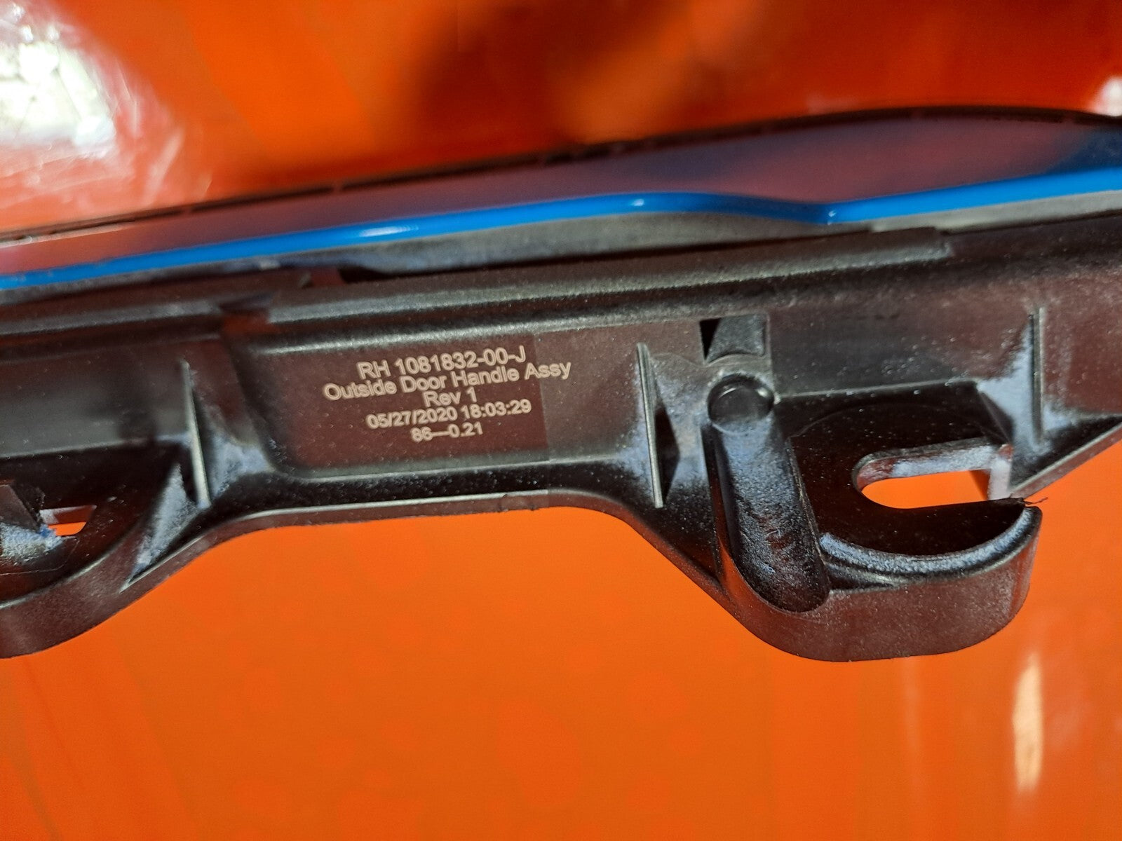 ✅TESLA MODEL 3 LONG RANGE 2020 FRONT RIGHT EXTERIOR DOOR HANDLE 1081832-00-J - Image 6