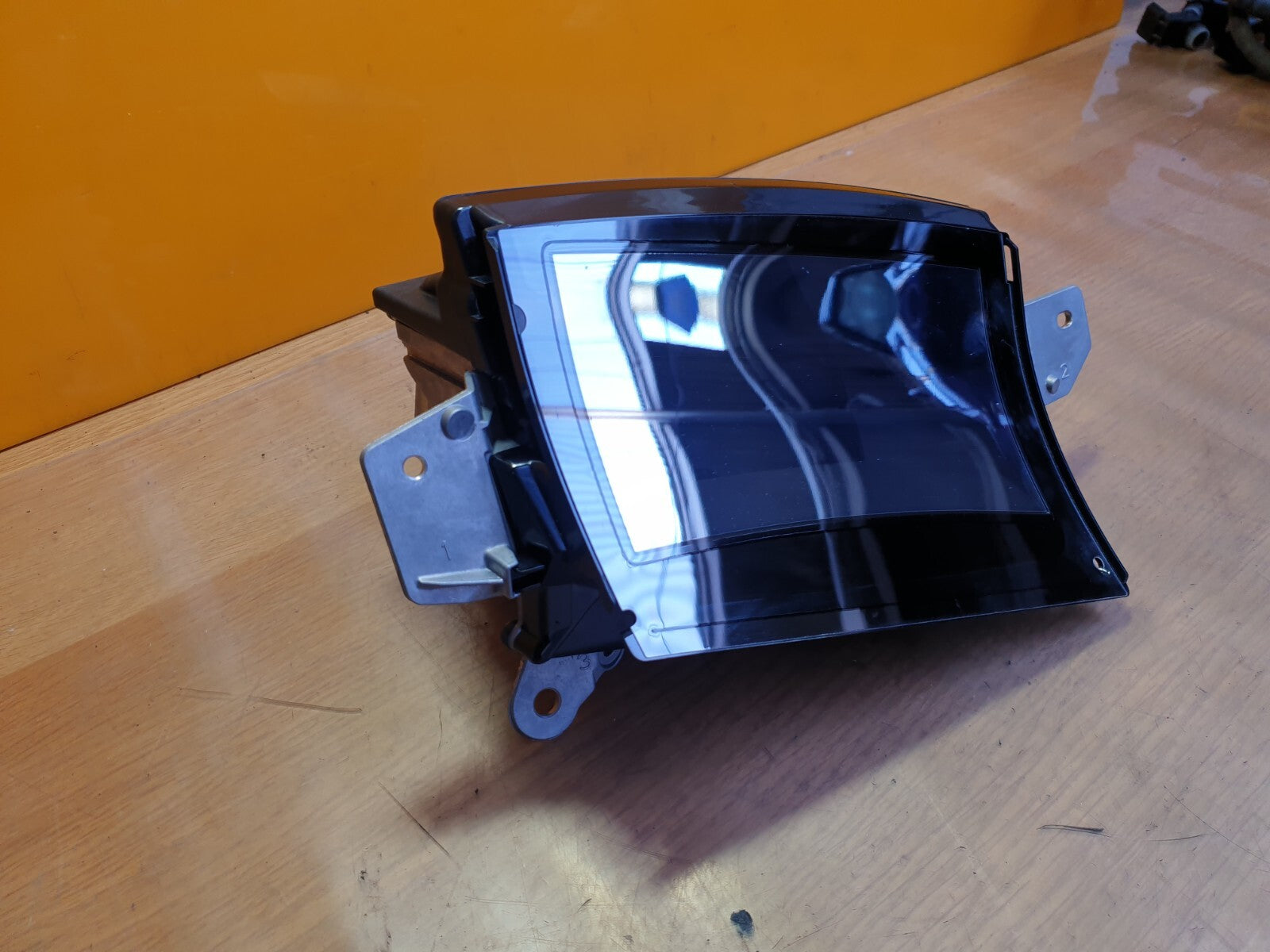 ebay-src:https://i.ebayimg.com/00/s/mtiwmfgxnjaw/z/7vsaaoswqhtmtam3/$_57.jpg