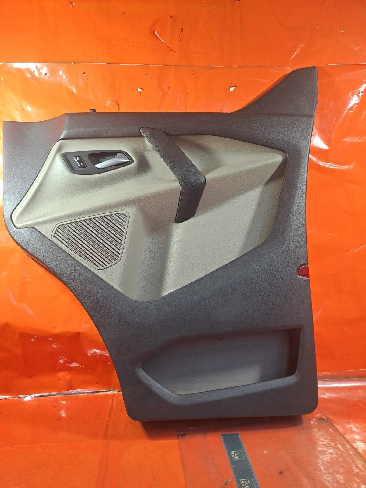 ✅FORD TRANSIT CUSTOM 2.2 DIESEL 2013 FRONT RIGHT DOOR CARD BK21V23942 A350 - Image 4
