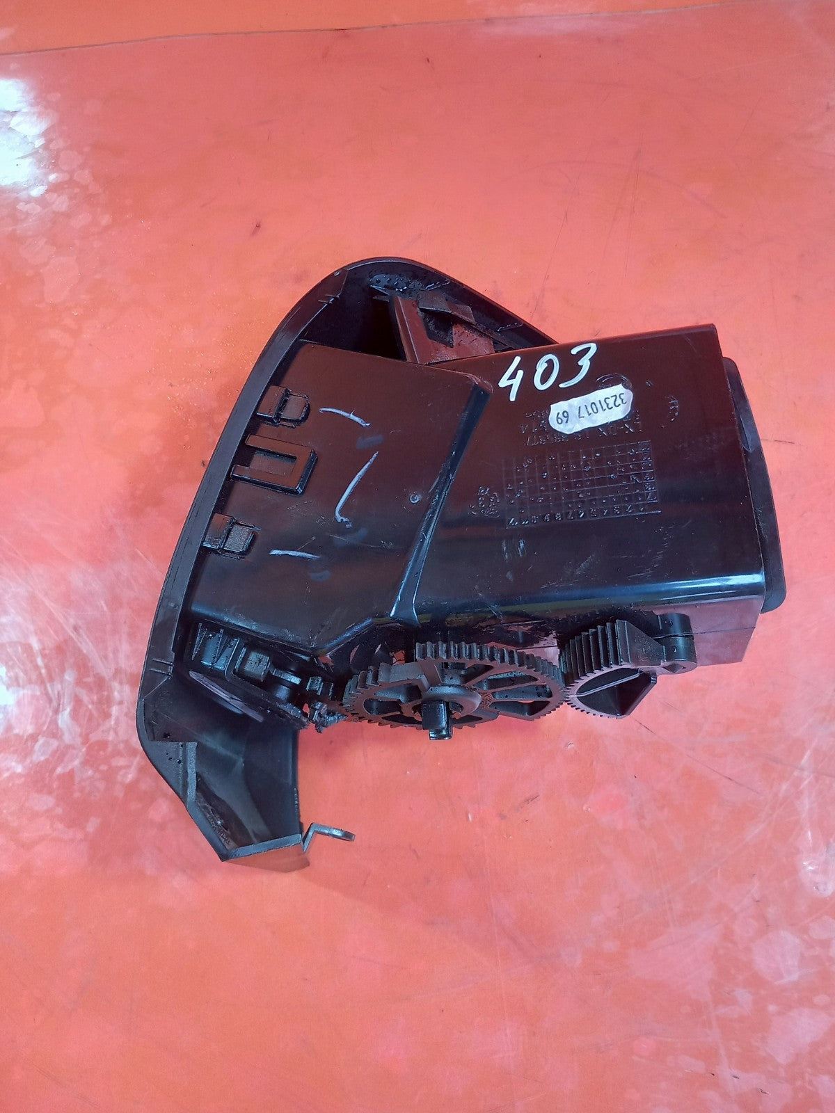ebay-src:https://i.ebayimg.com/00/s/mtywmfgxmjaw/z/hrmaaeswiifqeaaj/$_57.jpg