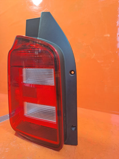 VW TRANSPORTER T6 2.0 DIESEL 2016 REAR LEFT LIGHT 2SK012338-01 Warranty A225 - Image 3