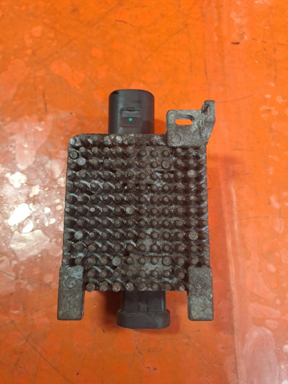 ✅BMW F22 218D SPORT 2.0 DIESEL 2015 RADIATOR COOLING FAN RELAY 7608410 Warranty - Image 2