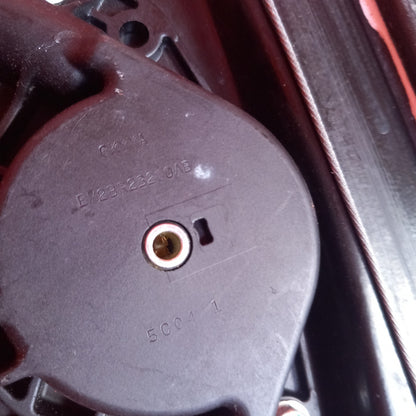 2019 Ford Galaxy MK3 Zetec Front Right Window Motor Regulator CM093120 A345 - Image 12