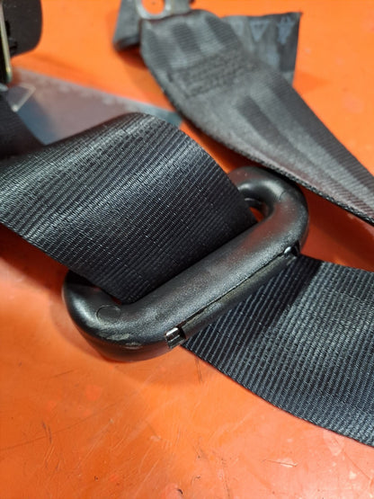 ✅2011 LAND ROVER DISCOVERY 4 L319 3.0D REAR LEFT SEAT BELT 4H22-N611B68-ABW 239 - Image 11