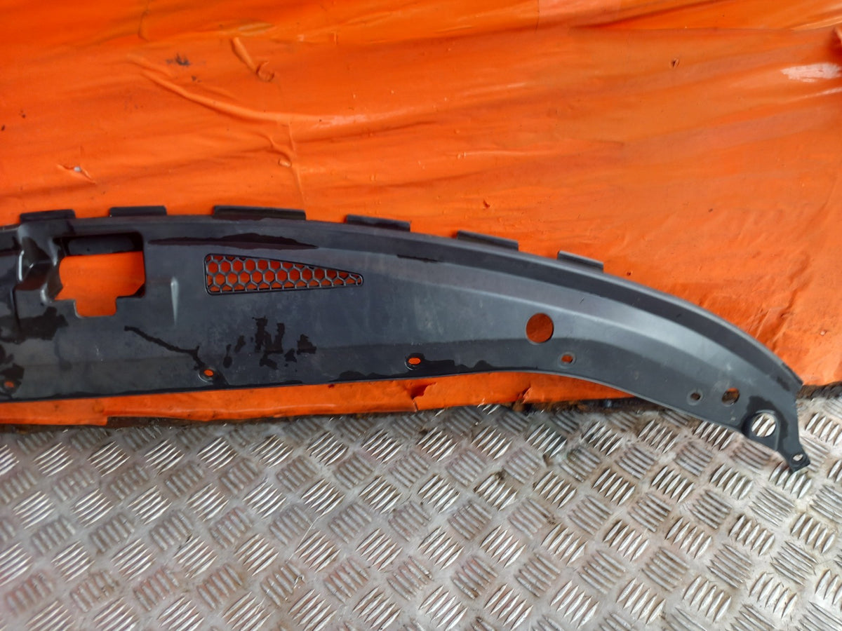 2010 Hyundai I800 Radiator Grill Upper Part 86563-4H000 Warranty A325 - Image 4