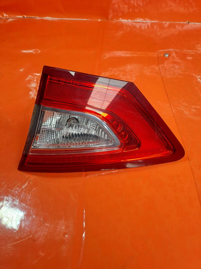 ✅FORD MONDEO MK5 2016 REAR INNER TAIL LIGHT PAIR DS73-13A603-KD Warranty A292 - Image 10