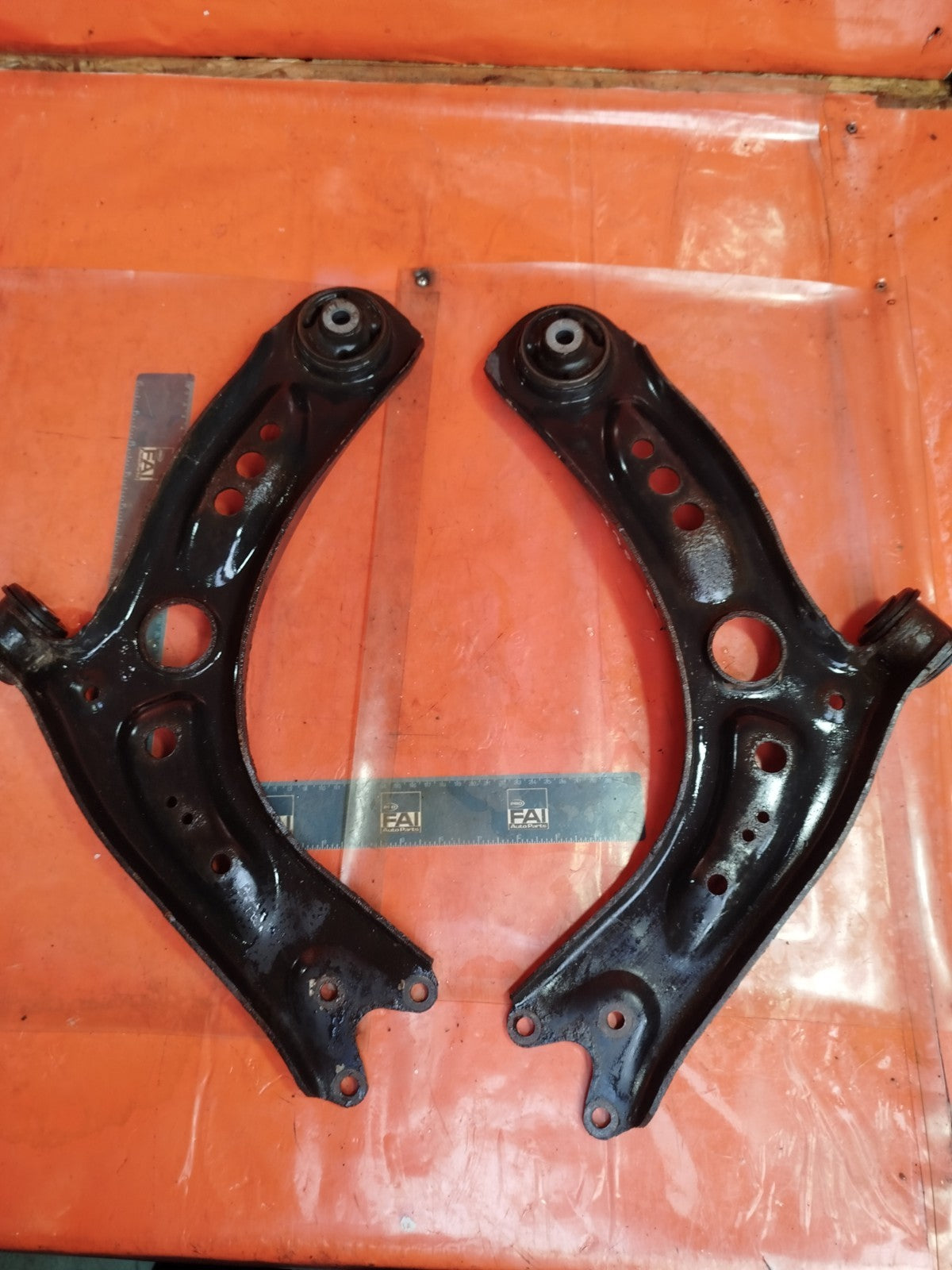 ebay-src:https://i.ebayimg.com/00/s/mtywmfgxmjaw/z/uqoaaeswzxfpfkg2/$_57.jpg