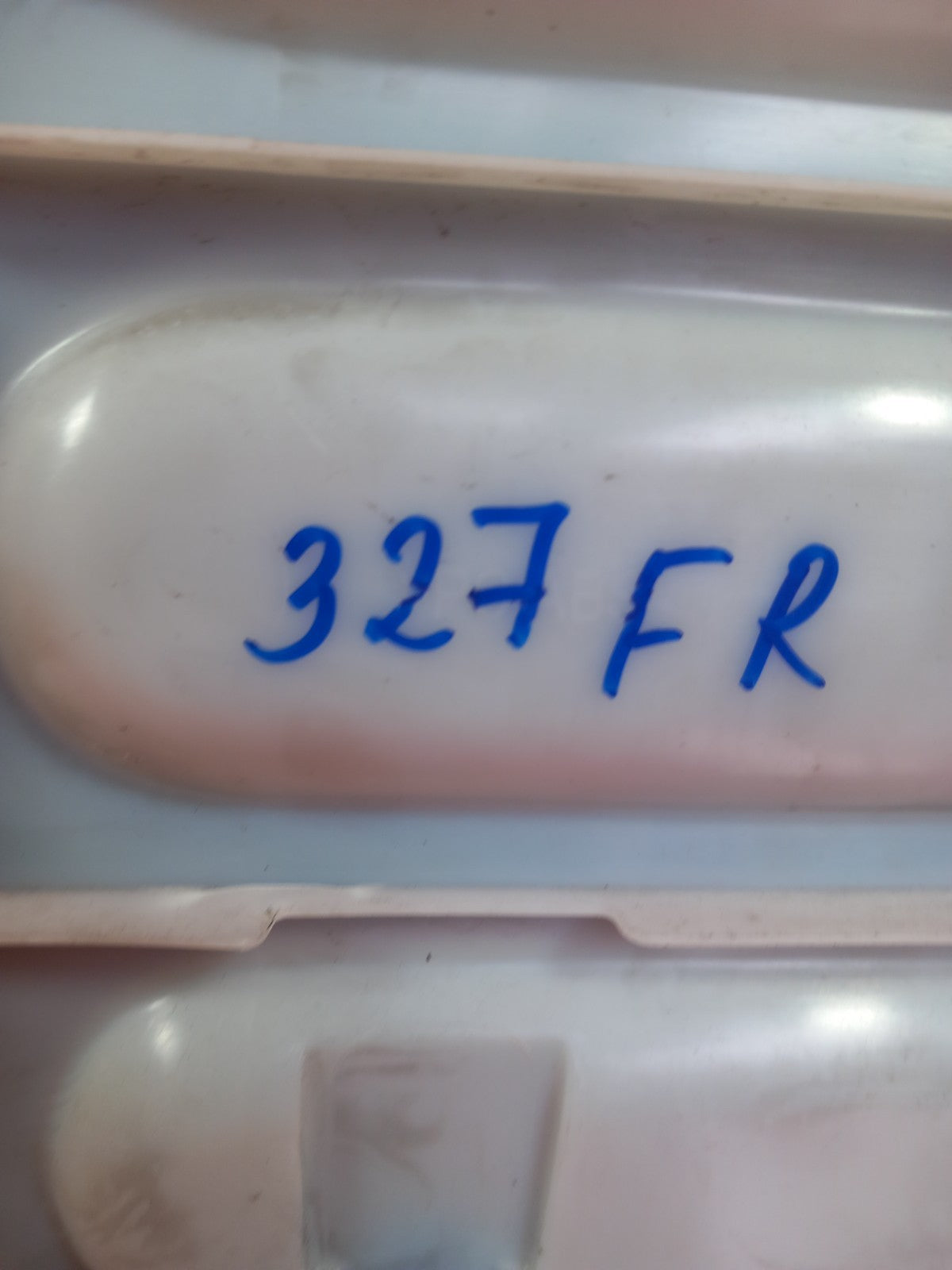 Citroen C4 Cactus 2015 Front Right Door Trim Molding 9801023480 Warranty A327 - Image 9