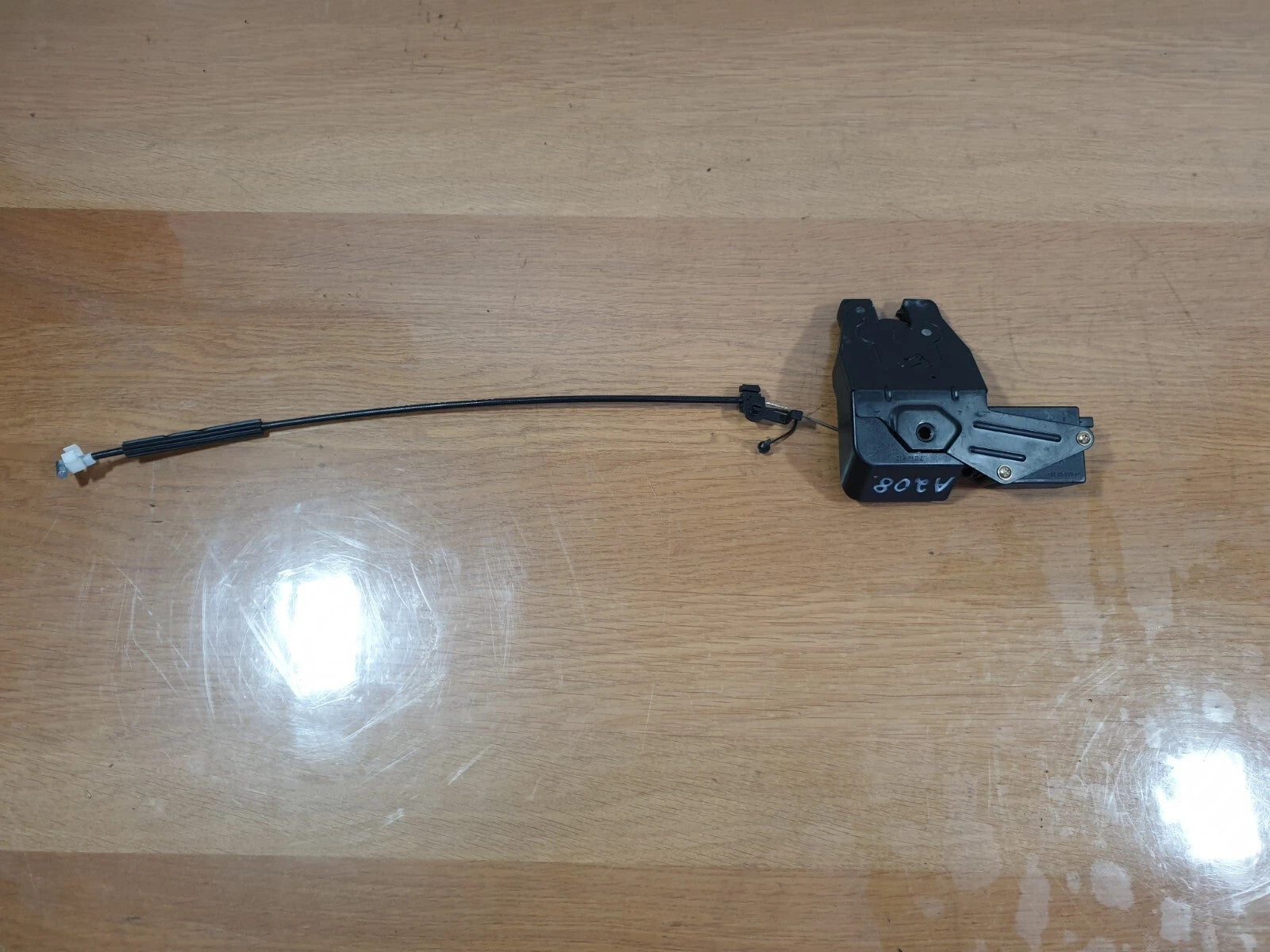 ebay-src:https://i.ebayimg.com/00/s/mtiwmfgxnjaw/z/xrcaaeswyttqycdh/$_57.jpg
