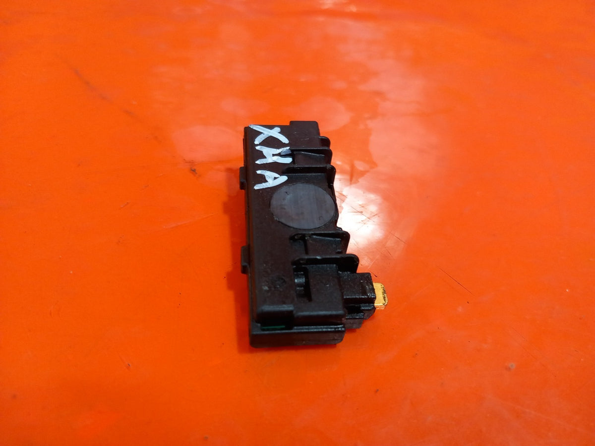 ebay-src:https://i.ebayimg.com/00/s/mtiwmfgxnjaw/z/zr4aaesws8jqvvka/$_57.jpg