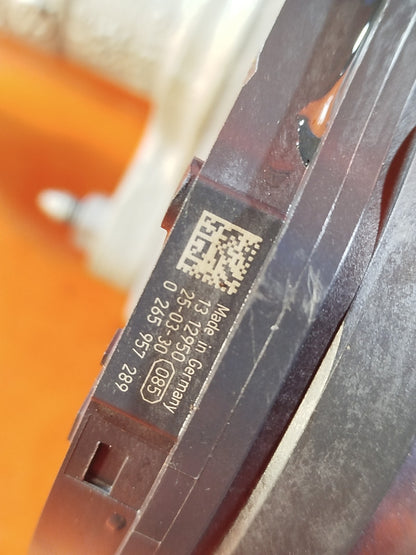 ebay-src:https://i.ebayimg.com/00/s/mtywmfgxmjaw/z/huwaaeswgvhpwqew/$_57.jpg
