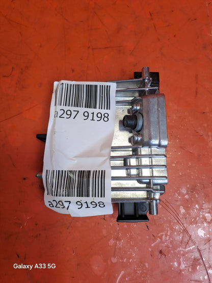✅MERCEDES A180D SPORT W177 1.5 DIESEL 2018 FRONT WINDSCREEN CAMERA A2479000604 - Image 1