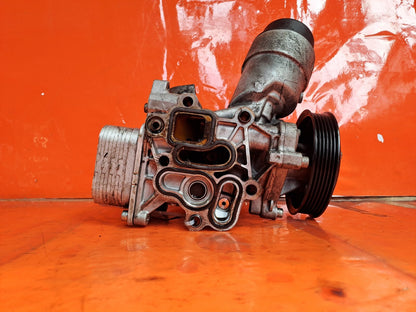 ✅2016 SSANGYONG TIVOLI ElX 1.6D WATER PUMP OIL FILTER HOUSING A6731800065 A279 - Image 2
