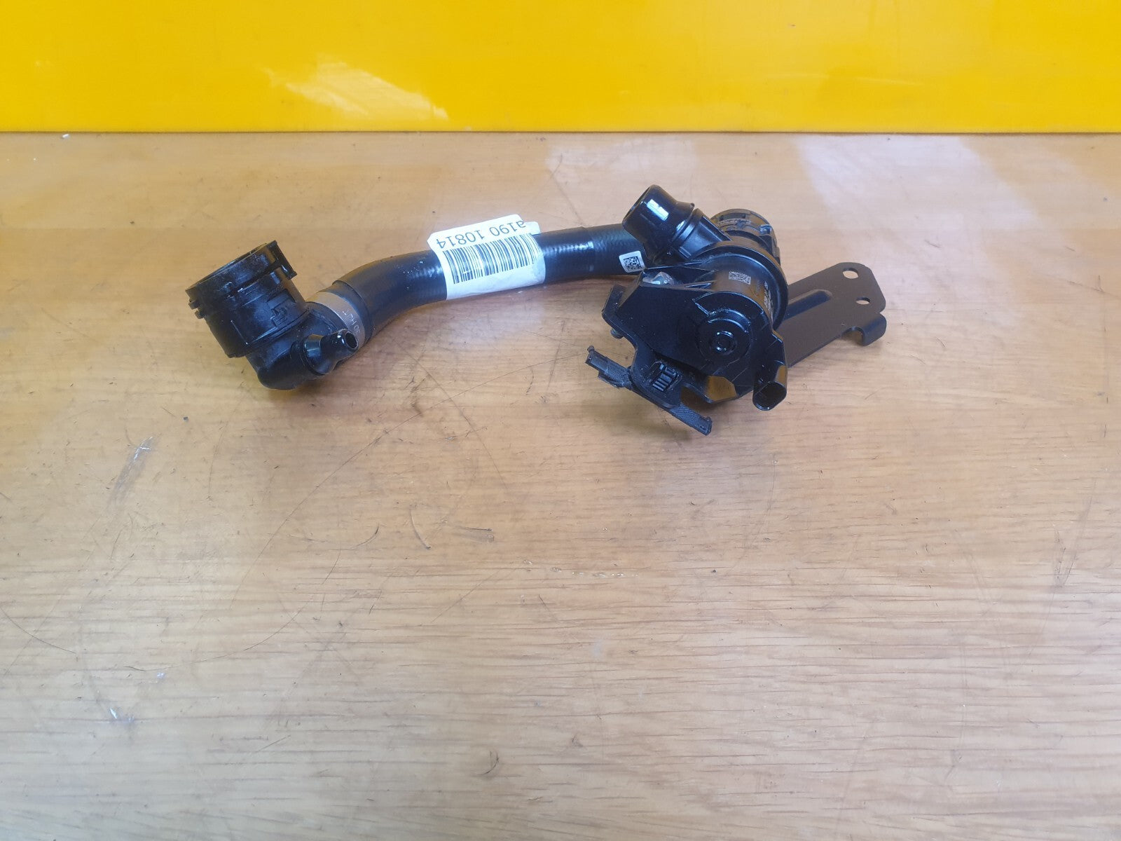 ✅BMW I4 G26 E-DRIVE 40M SPORT 2023 WATER COOLANT PIPE 5A37571 Warranty A190 - Image 8