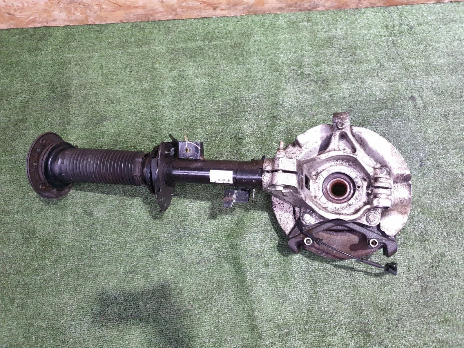 ebay-src:https://i.ebayimg.com/00/s/mtiwmfgxnjaw/z/eyqaaeswpajqbfs4/$_57.jpg