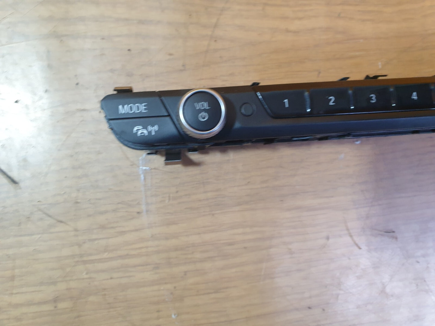 ebay-src:https://i.ebayimg.com/00/s/mtiwmfgxnjaw/z/o0uaaoswckdmcdh3/$_57.jpg