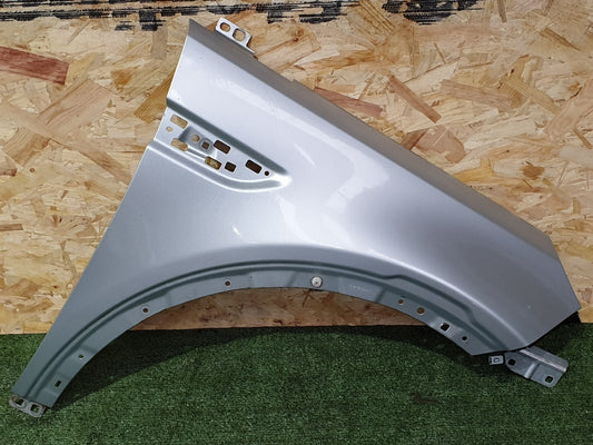 ✅2016 LAND ROVER DISCOVERY SPORT L550 2.0D FRONT RIGHT WING PANEL SILVER A118 - Image 1