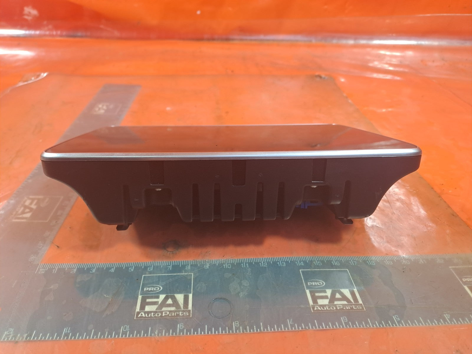 ebay-src:https://i.ebayimg.com/00/s/mtiwmfgxnjaw/z/ucyaaesw-hzpi0cu/$_57.jpg