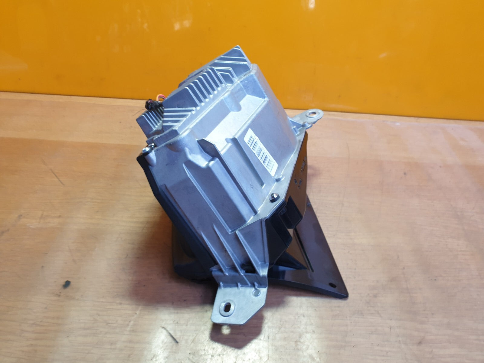 ebay-src:https://i.ebayimg.com/00/s/mtiwmfgxnjaw/z/15gaaosw6ebmtam5/$_57.jpg