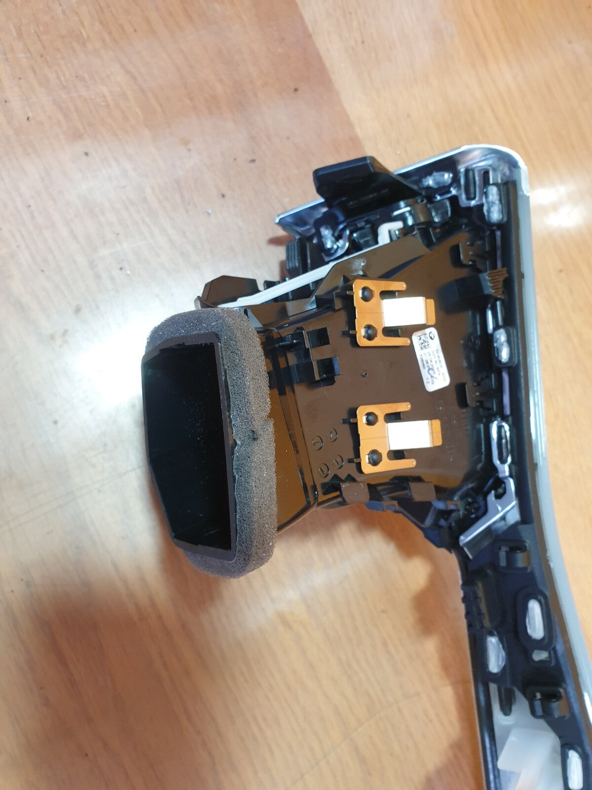 ebay-src:https://i.ebayimg.com/00/s/mtywmfgxmjaw/z/uyaaaoswponmzgv9/$_57.jpg
