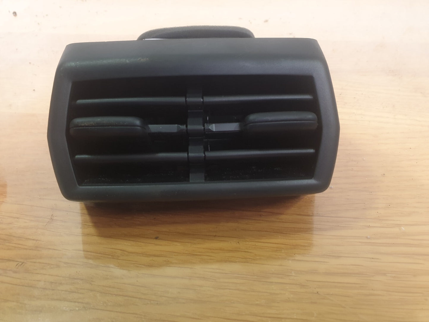 ebay-src:https://i.ebayimg.com/00/s/mtiwmfgxnjaw/z/to0aaoswqrdmum84/$_57.jpg