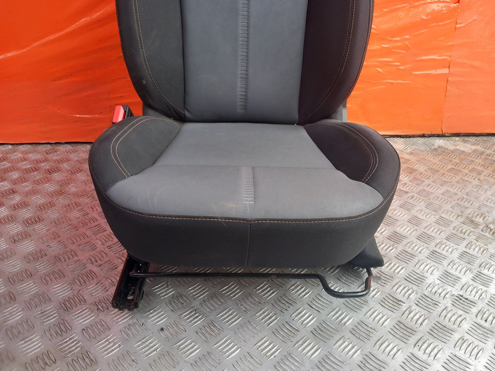 2024 Dacia Jogger Front Left Passenger Seat Heated Warranty A391 - Image 4