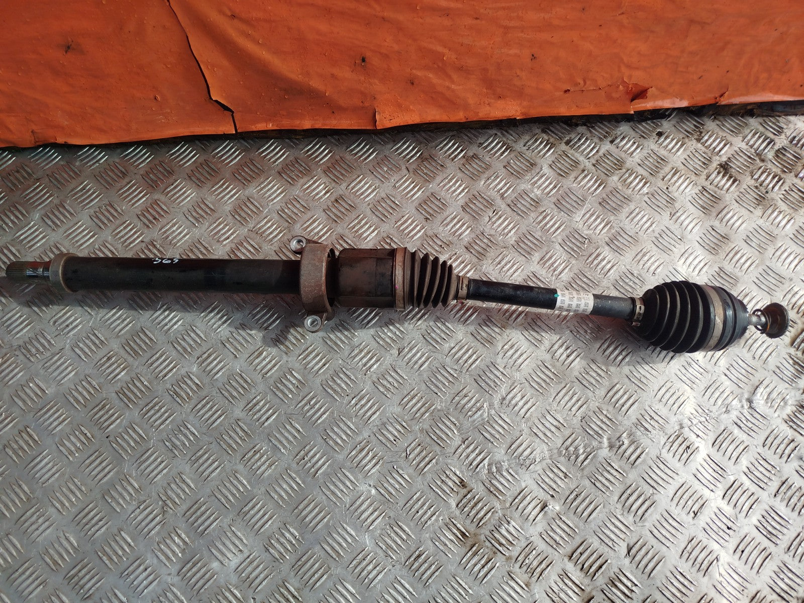 2021 BMW 1 Series F40 Front Right Driveshaft 8643374 Warranty A365 - Image 1