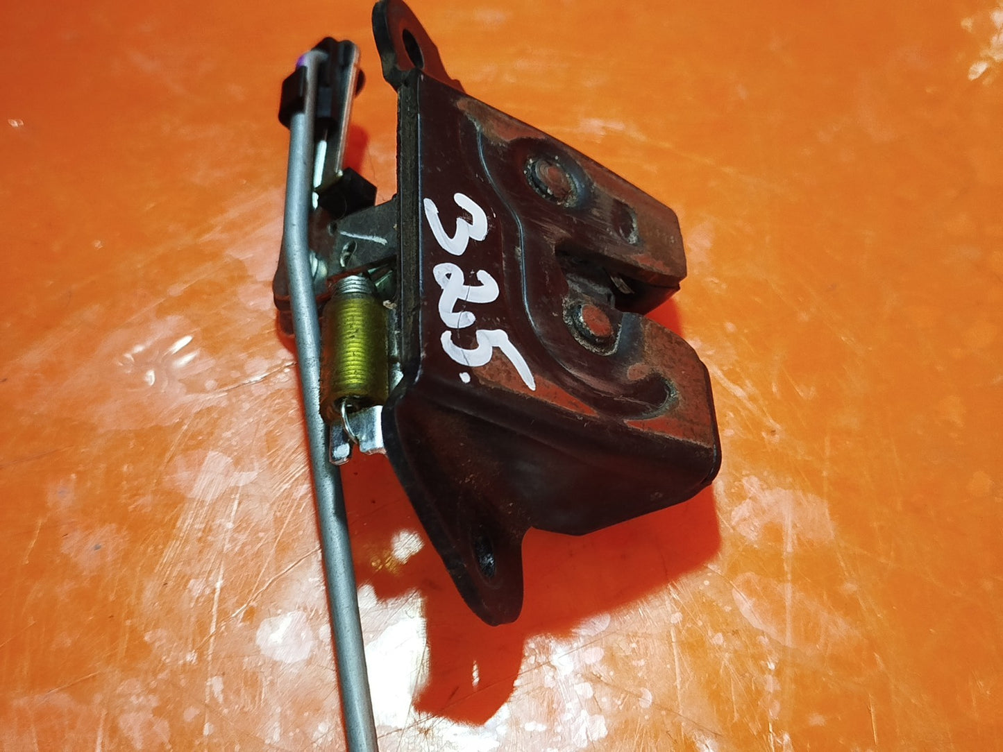 ebay-src:https://i.ebayimg.com/00/s/mtiwmfgxnjaw/z/jboaaeswfjvpy52n/$_57.jpg