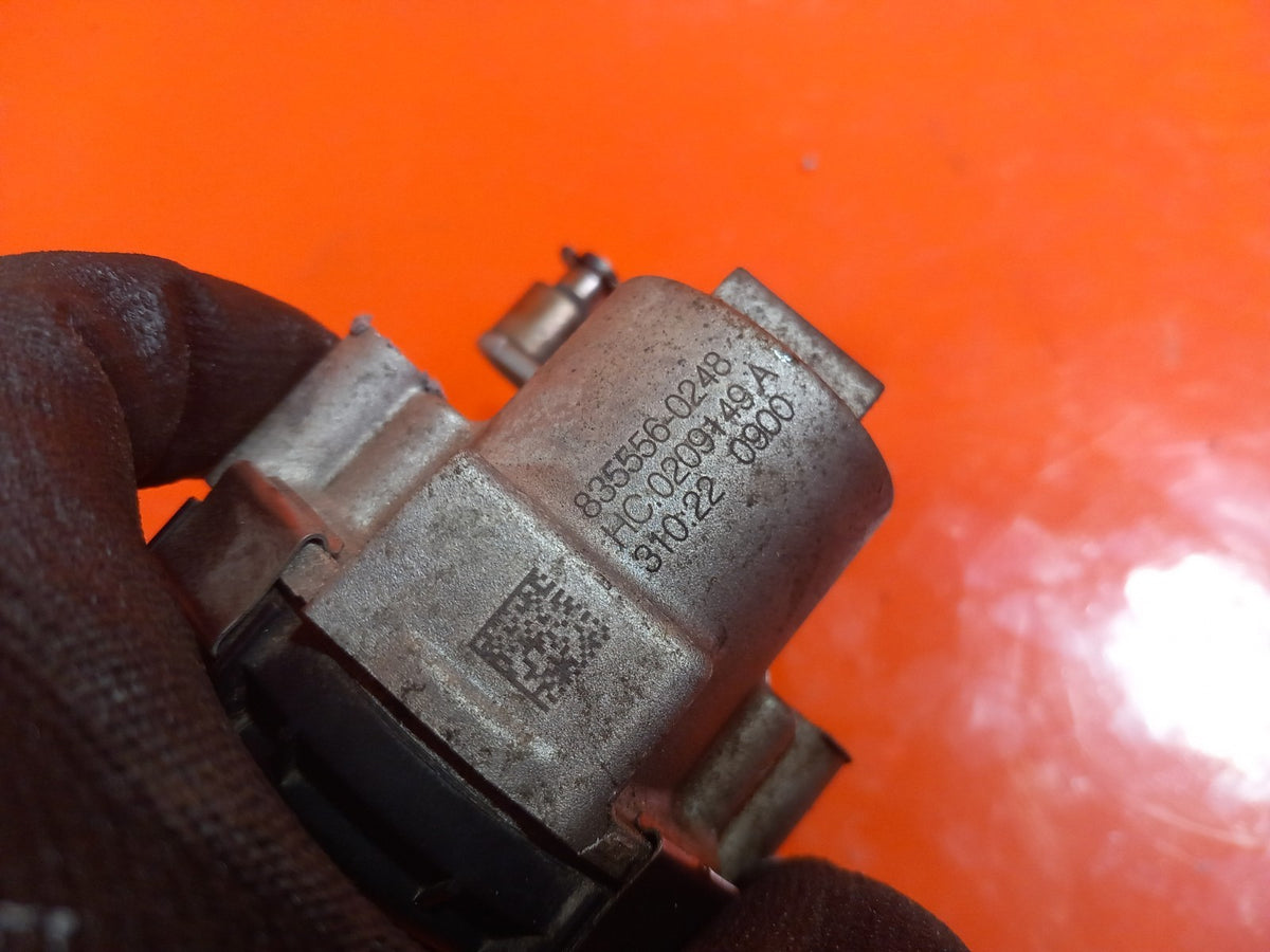 ebay-src:https://i.ebayimg.com/00/s/mtiwmfgxnjaw/z/74saaeswf-zqnl0r/$_57.jpg