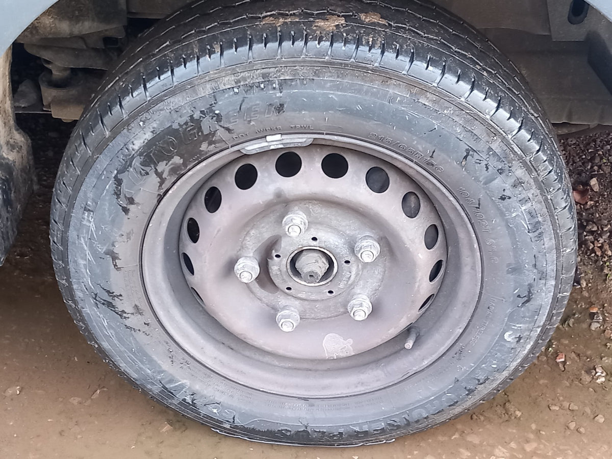 2019 Ford Transit 310 Steel Wheel w/ Tyre 215/65 R15 Warranty A424 - Image 1