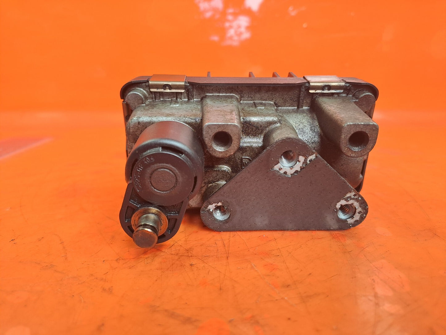 ebay-src:https://i.ebayimg.com/00/s/mtiwmfgxnjaw/z/oj0aaoswxb1ndqx~/$_57.jpg