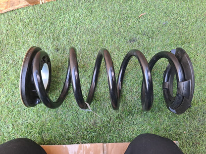 2024 TESLA MODEL 3 LONG REAR RIGHT COIL SPRING 1344472-00-B + WARRANTY A207 - Image 9