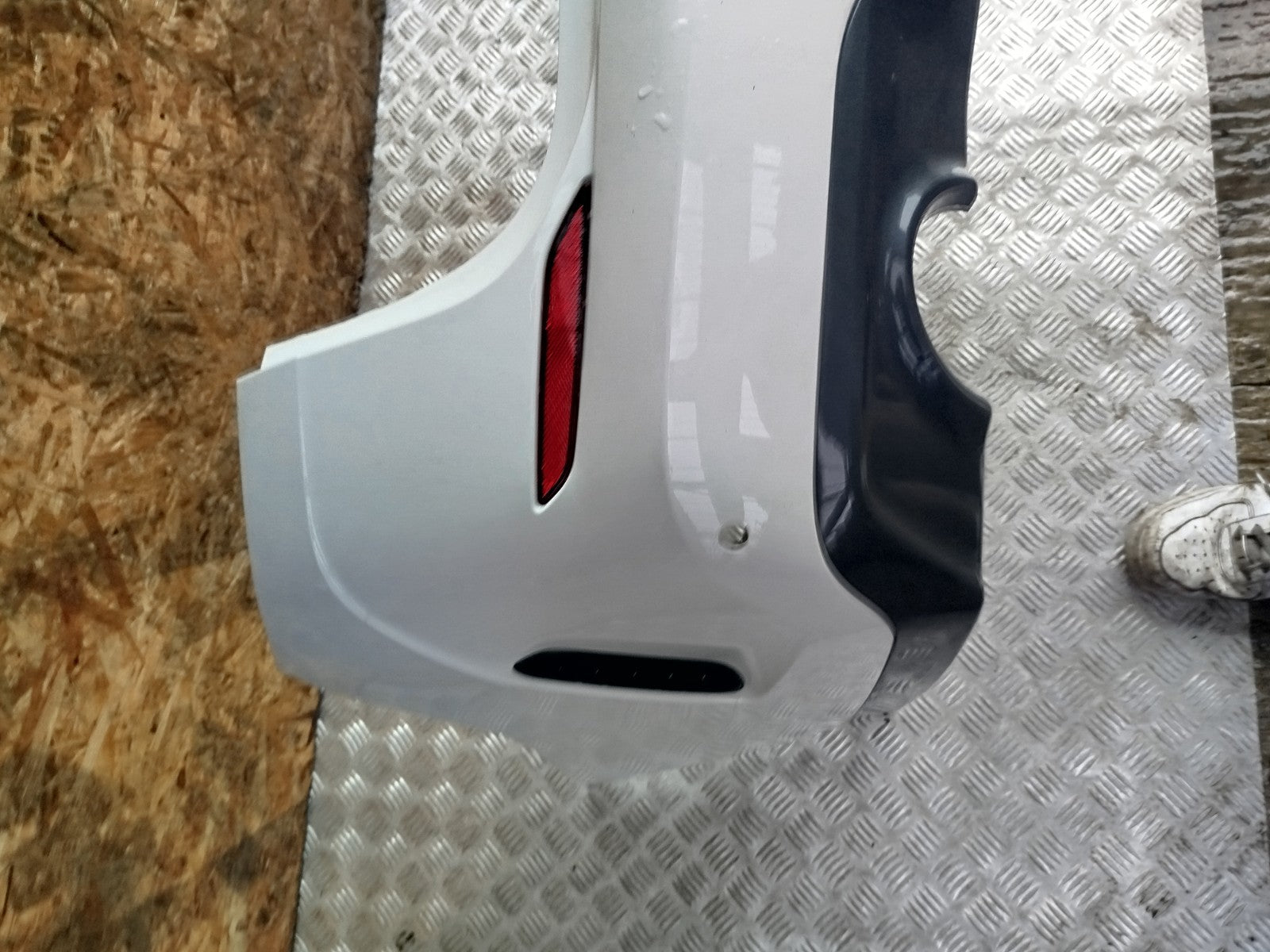 ebay-src:https://i.ebayimg.com/00/s/mtiwmfgxnjaw/z/2ccaaeswrcxozp9h/$_57.jpg