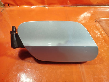 ✅VW GOLF R-LINE MK8 2.0 DIESEL 2020 FUEL FLAP COVER SILVER 5H0809857 Warranty - Image 2