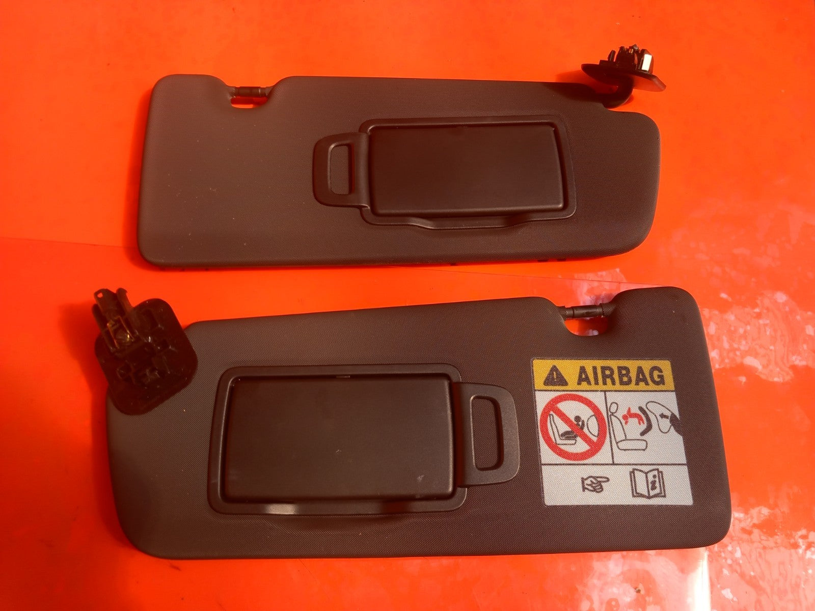 Renault Captur 1.6 Petrol 2023 Sun Visors Pair Black Warranty A392 - Image 2