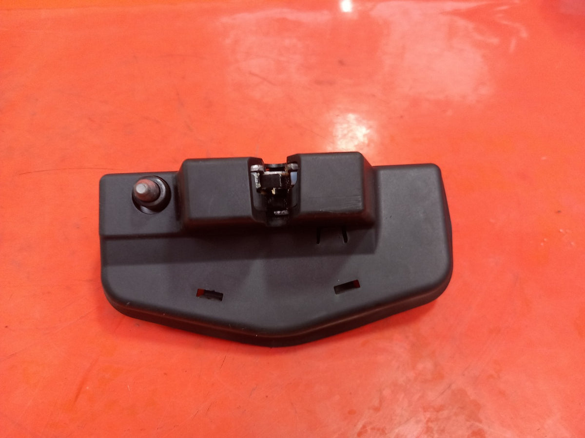 ebay-src:https://i.ebayimg.com/00/s/mtiwmfgxnjaw/z/fr4aaeswc5xqhpba/$_57.jpg