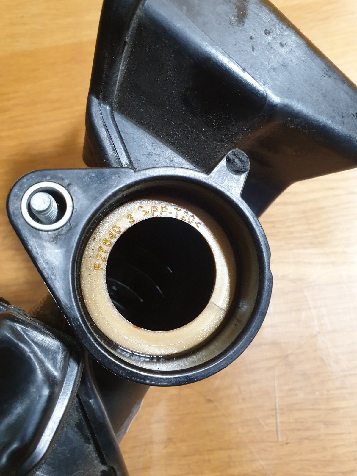 ✅SKODA FABIA MONTE CARLO 1.0 PETROL 2018 TURBO AIR INTAKE ELBOW PIPE 04C129656L - Image 10
