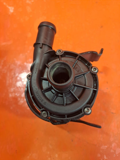 ✅2020 VW GOLF MK8 R-LINE 2.0 TDI AUXILIARY WATER PUMP 04L965567A + WARRANTY A346 - Image 12