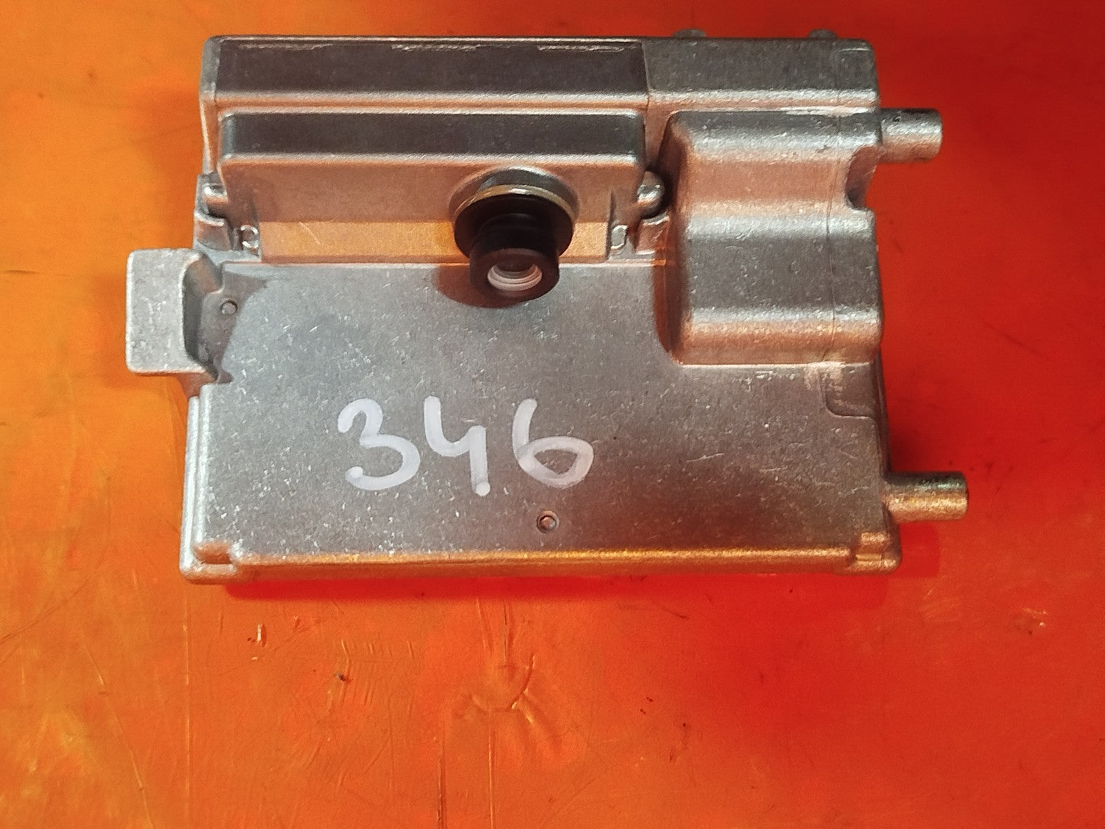 ebay-src:https://i.ebayimg.com/00/s/mtiwmfgxnjaw/z/rz0aaeswt4dpex9n/$_57.jpg