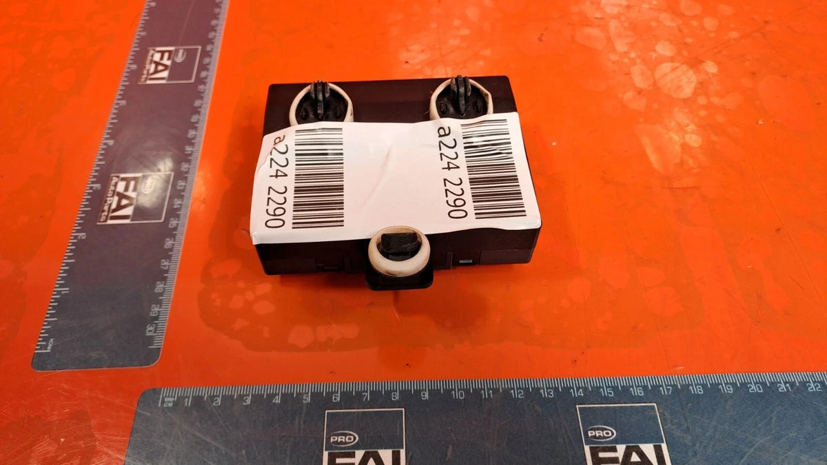 ebay-src:https://i.ebayimg.com/00/s/otawwde2mda=/z/edwaaeswdirqq-dq/$_57.jpg