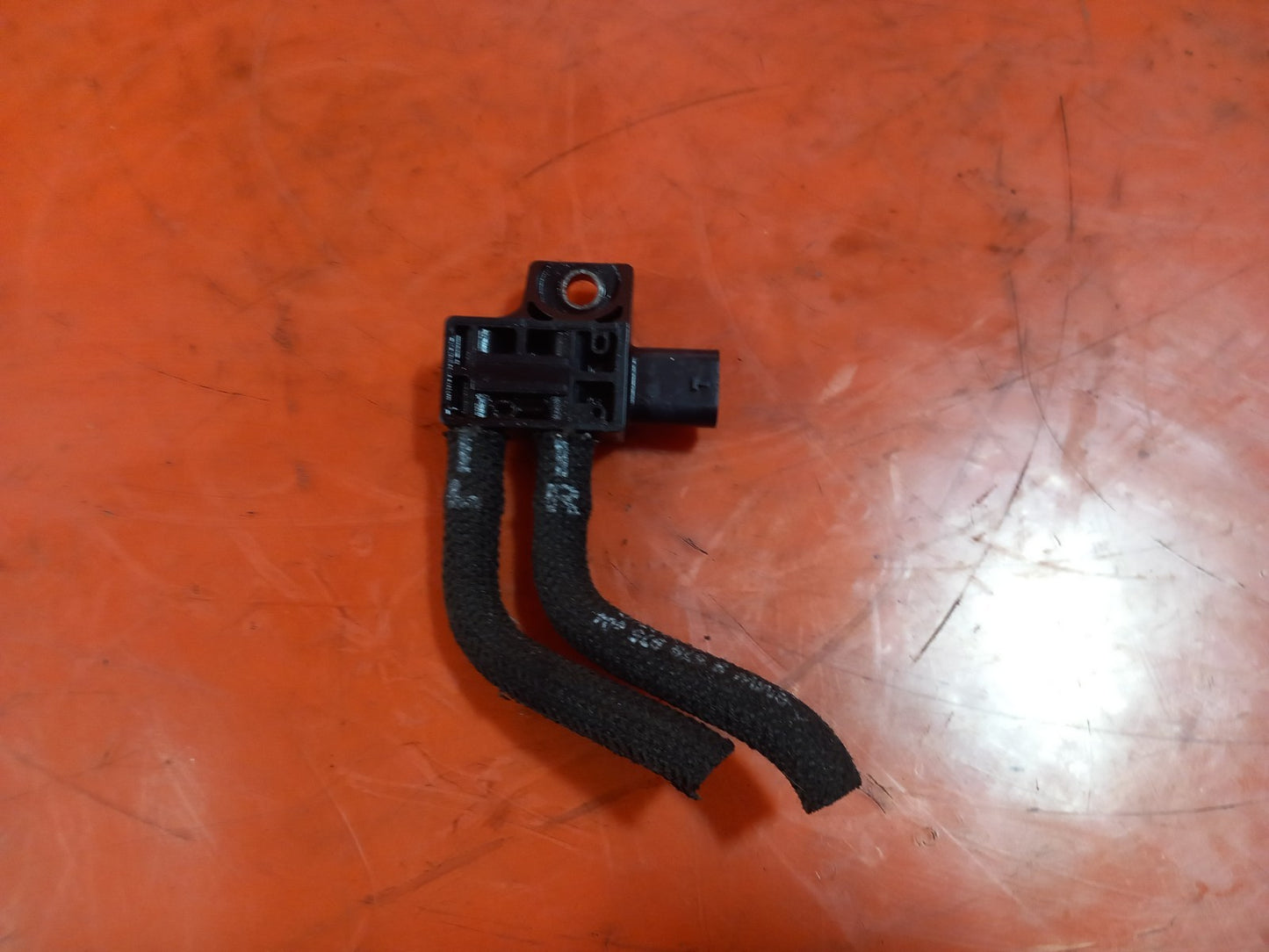 2021 BMW 1 Series F40 DPF Pressure Sensor 8585292 Warranty A365 - Image 6