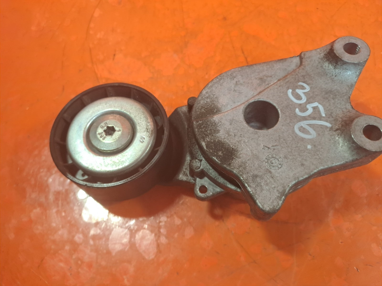 ebay-src:https://i.ebayimg.com/00/s/mtiwmfgxnjaw/z/ltaaaesw7vtpqcnz/$_57.jpg