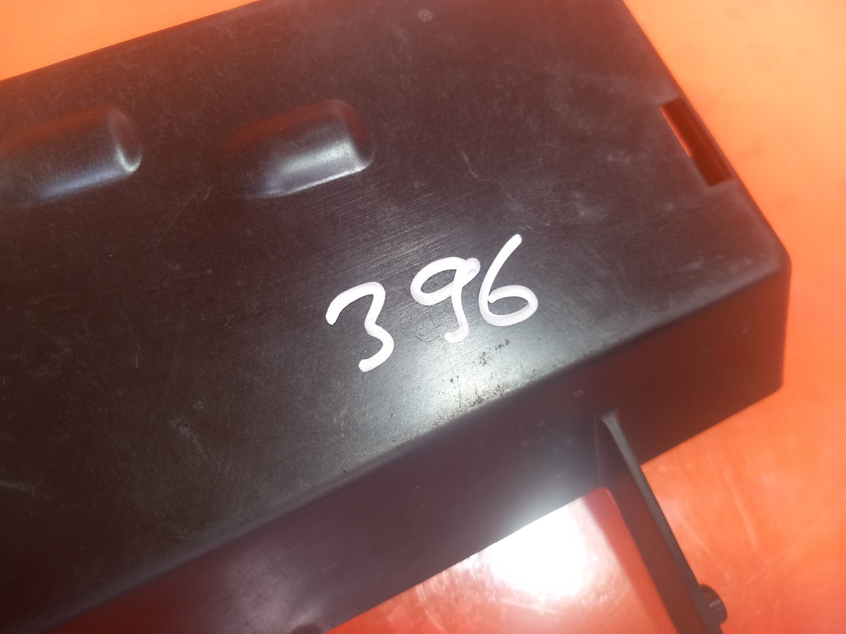 2025 LR Defender L663 Mounting Bracket L8B2-10C810-AD Warranty A396 - Image 7
