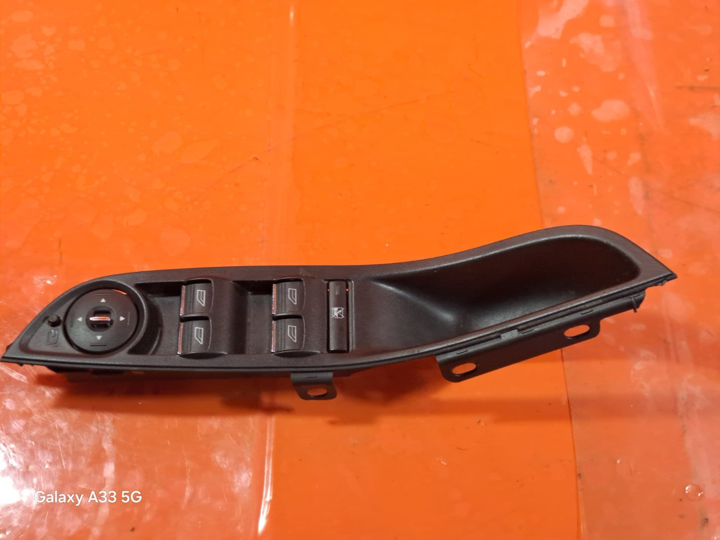 ebay-src:https://i.ebayimg.com/00/s/mtiwmfgxnjaw/z/veiaaeswnxzpg2rx/$_57.jpg