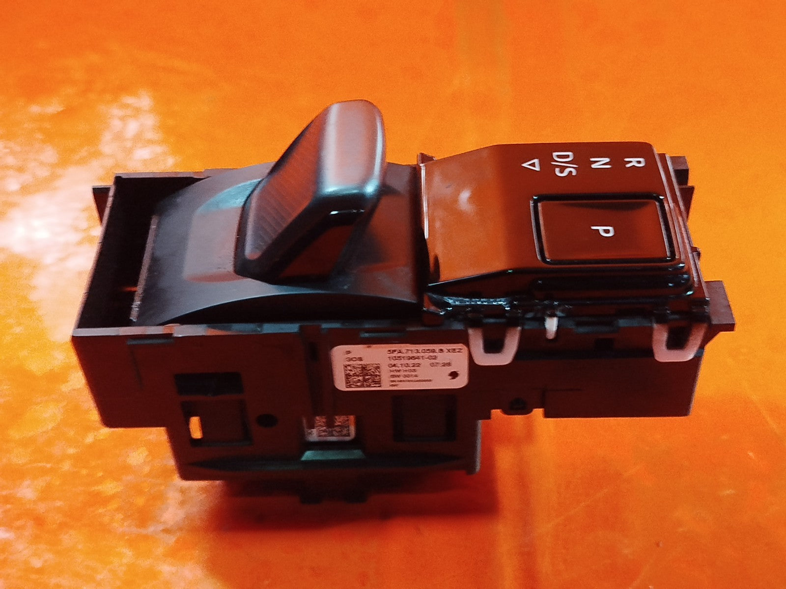 ✅CUPRA FORMENTOR 2.0 PETROL 2023 AUTO GEAR SELECTOR SWITCH 5FA713059B Warranty - Image 4