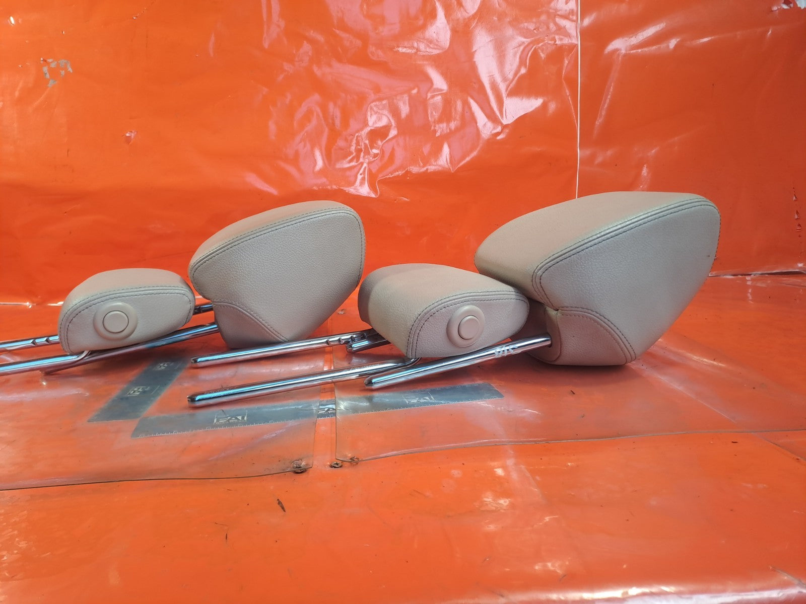 ebay-src:https://i.ebayimg.com/00/s/mtiwmfgxnjaw/z/fyyaaeswai9pjrbh/$_57.jpg