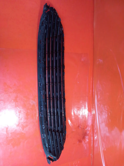 2019 Ford Galaxy MK3 Zetec Front Bumper Upper Radiator Grill EM2B-8200-AE A345 - Image 8